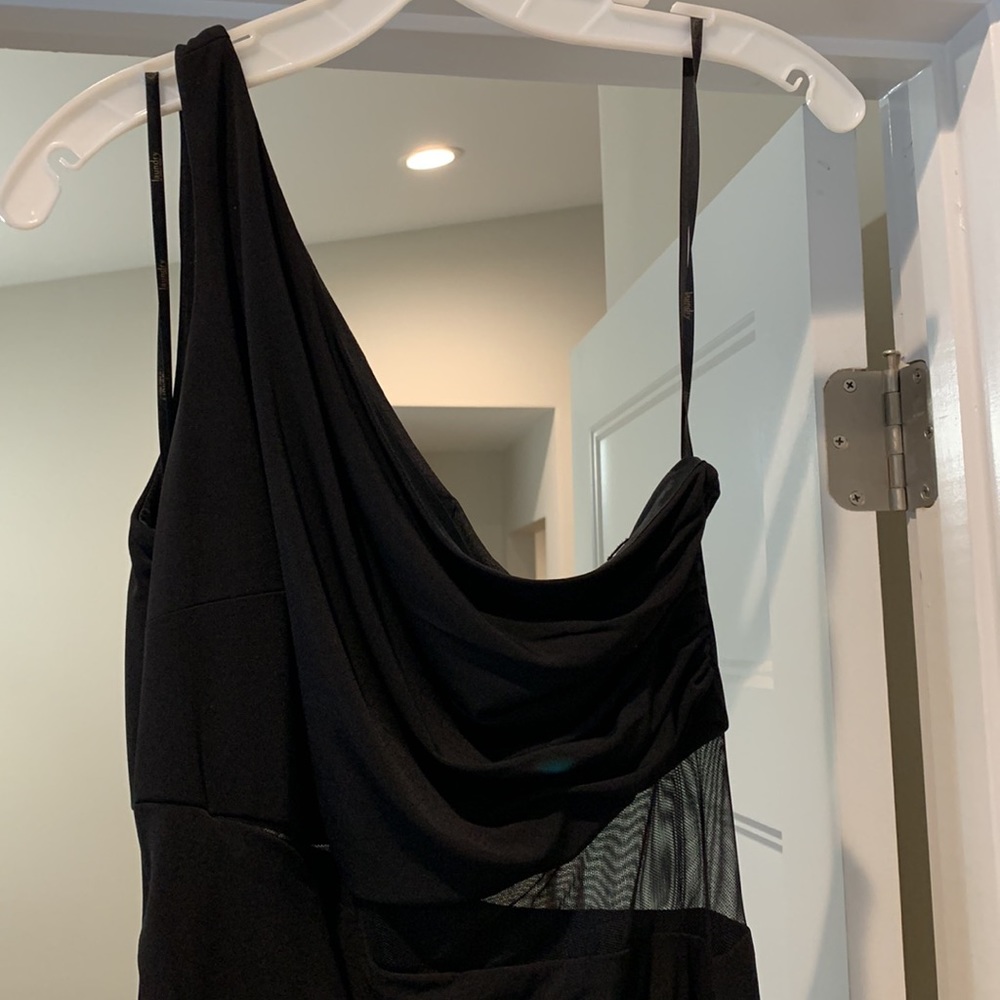 Laundry by shelli segal floor length one shoulder black dress size 10